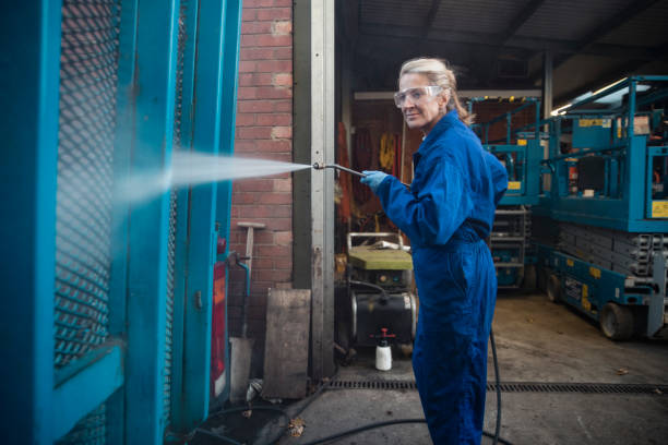 Why Choose Our Certified Pressure Washing Experts for Your Project Needs in Buckingham, FL?