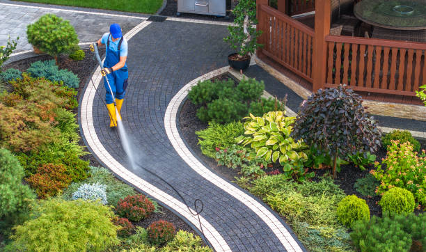Best Concrete Pressure Washing  in Buckingham, FL